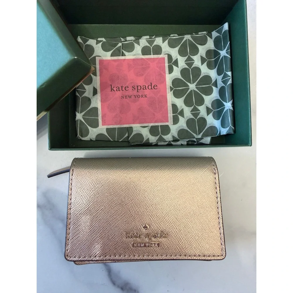 New Kate Spade Staci Metallic Rose Gold Leather Bi Fold Wallet Card Coin Purse